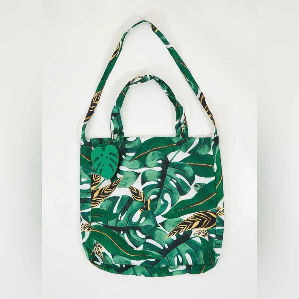 Farm Rio leaf shopping tote NWT